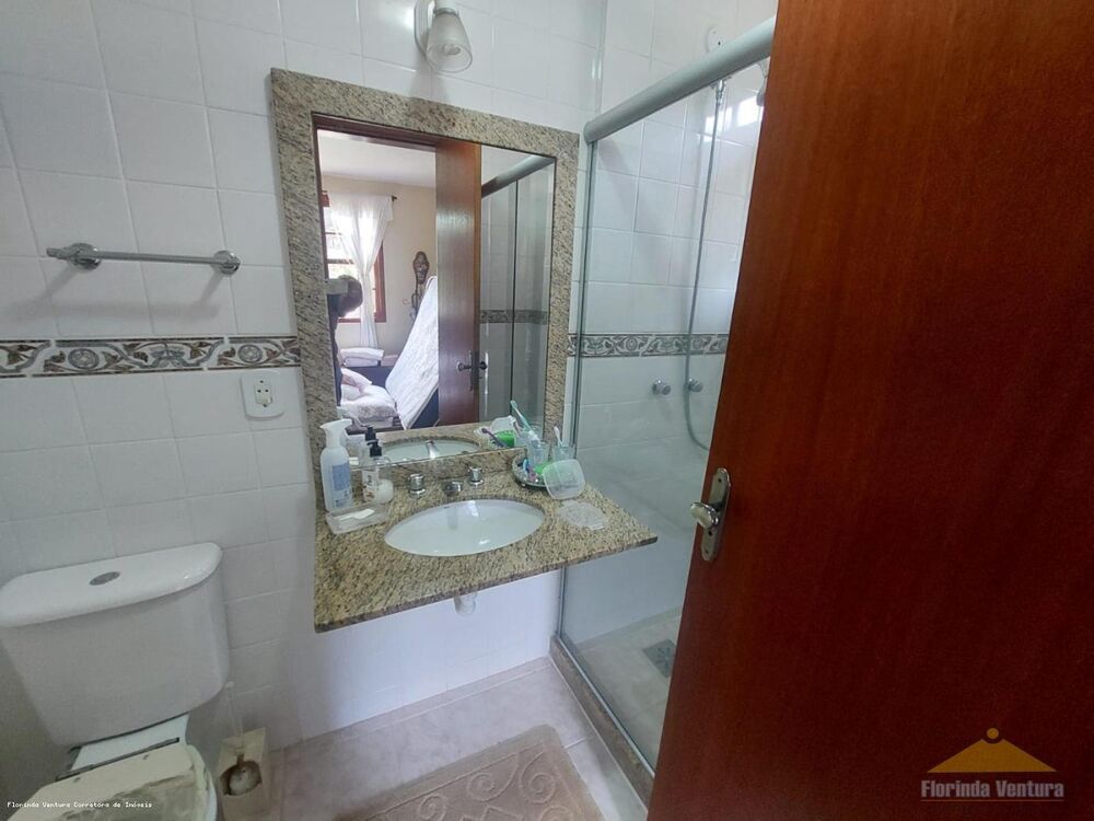 Apartamento à venda com 2 quartos, 65m² - Foto 1