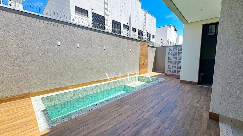 Casa à venda com 3 quartos, 167m² - Foto 18