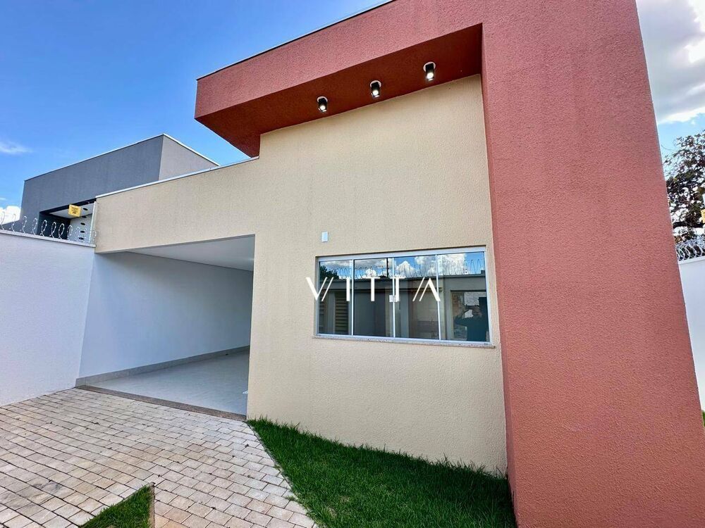 Casa à venda com 3 quartos, 131m² - Foto 2