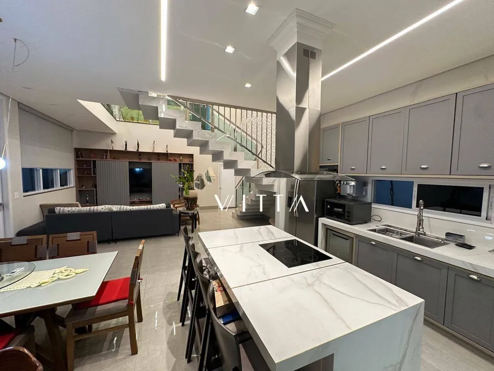 Casa, 3 quartos, 284 m² - Foto 8