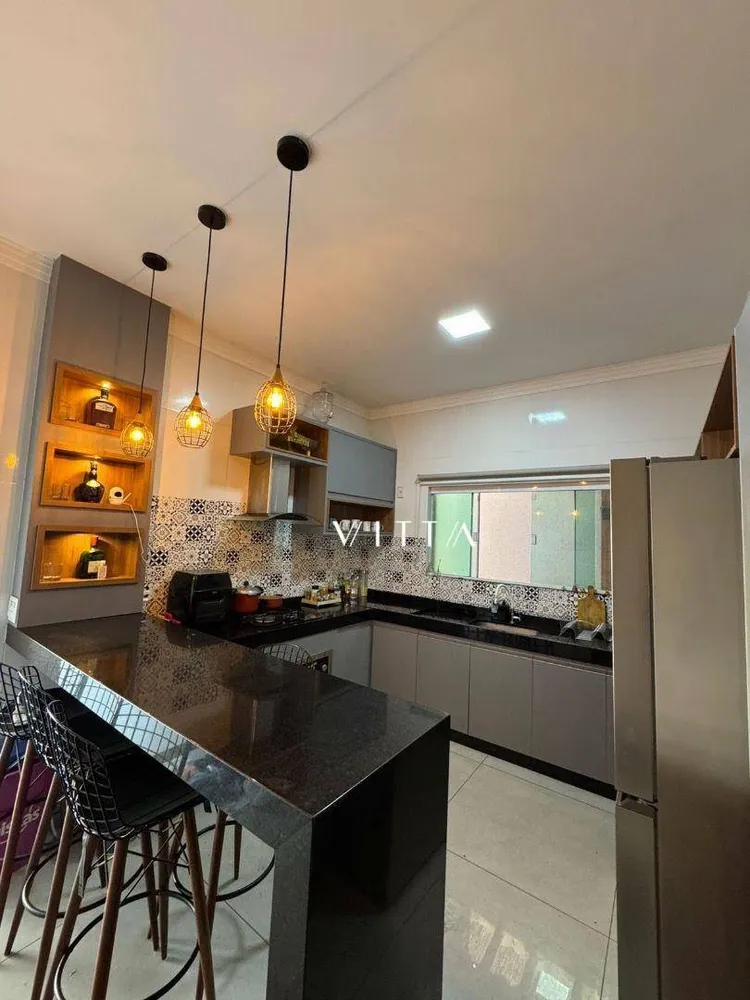 Casa, 3 quartos, 240 m² - Foto 11