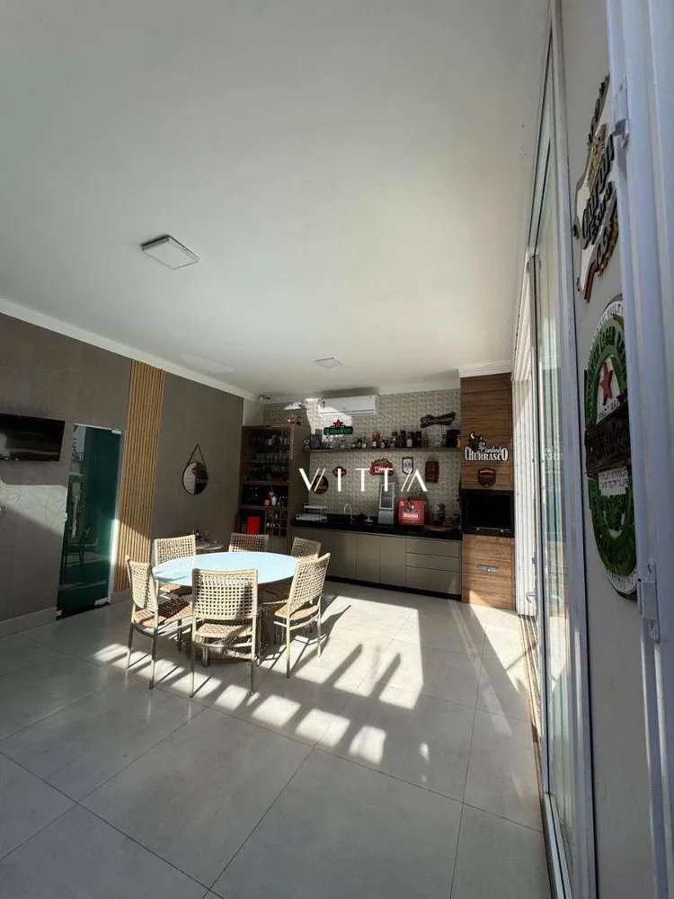 Casa, 3 quartos, 240 m² - Foto 4