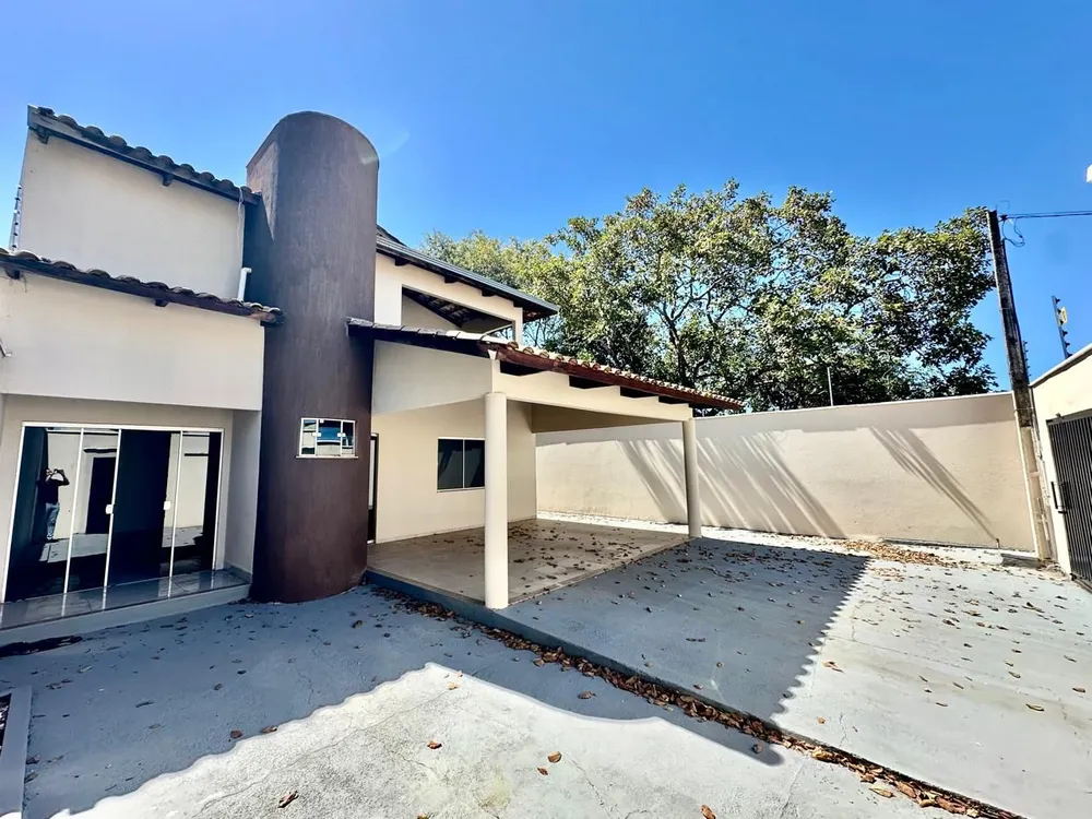 Casa, 4 quartos, 240 m² - Foto 1