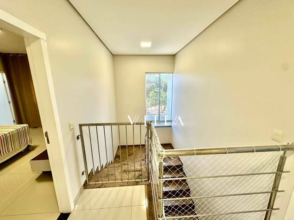 Casa, 4 quartos, 225 m² - Foto 4