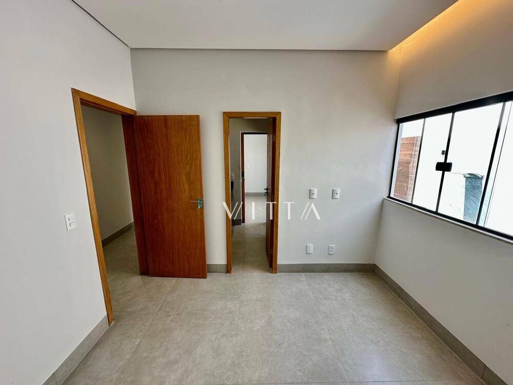 Casa à venda com 3 quartos, 160m² - Foto 9