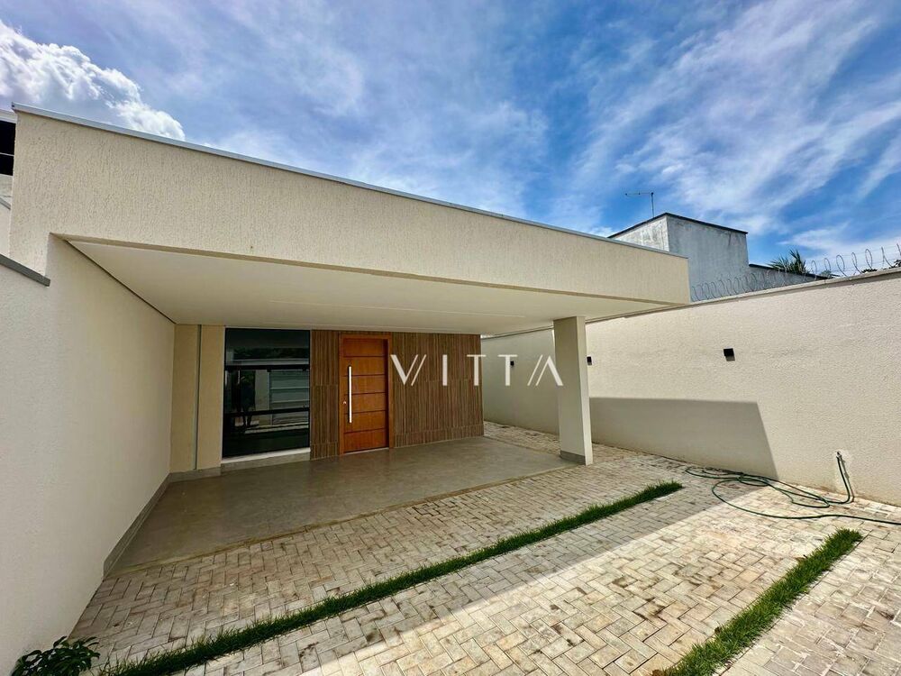 Casa à venda com 3 quartos, 160m² - Foto 1