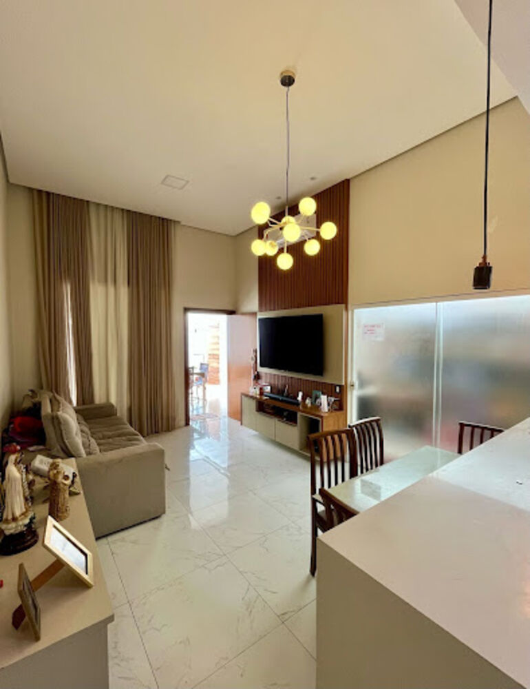 Casa à venda com 3 quartos, 126m² - Foto 4