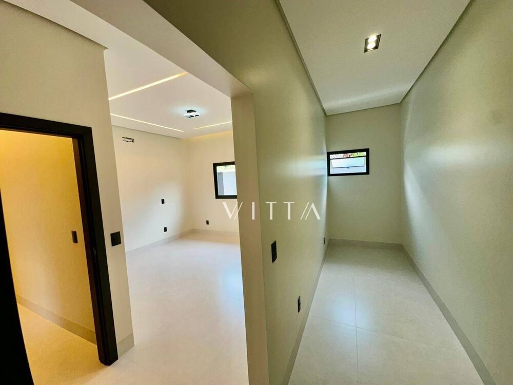 Casa à venda com 3 quartos, 206m² - Foto 10