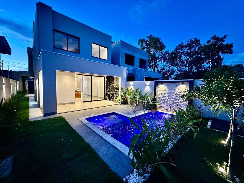 Casa à venda com 3 quartos, 200m² - Foto 2