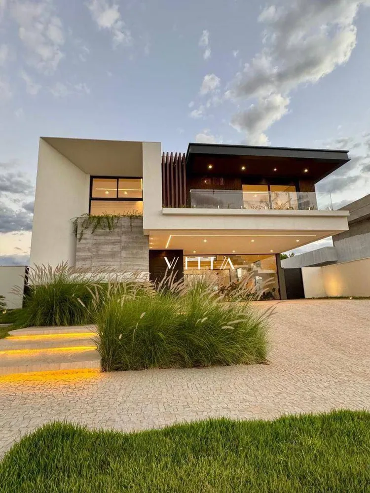 Casa, 4 quartos, 350 m² - Foto 1