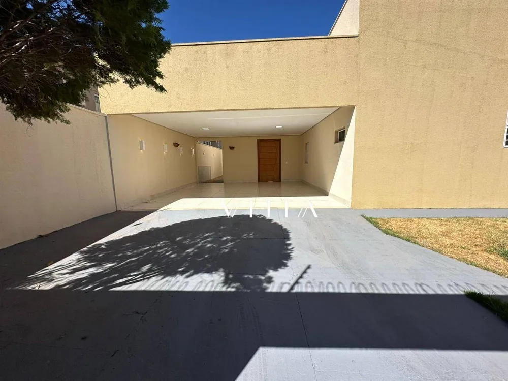 Casa, 5 quartos, 236 m² - Foto 3