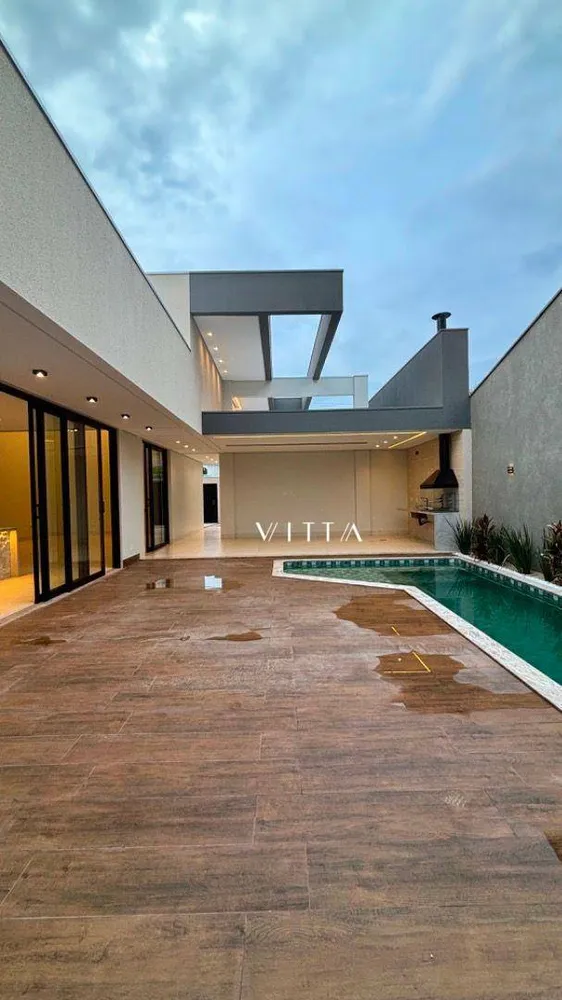 Casa, 3 quartos, 242 m² - Foto 1