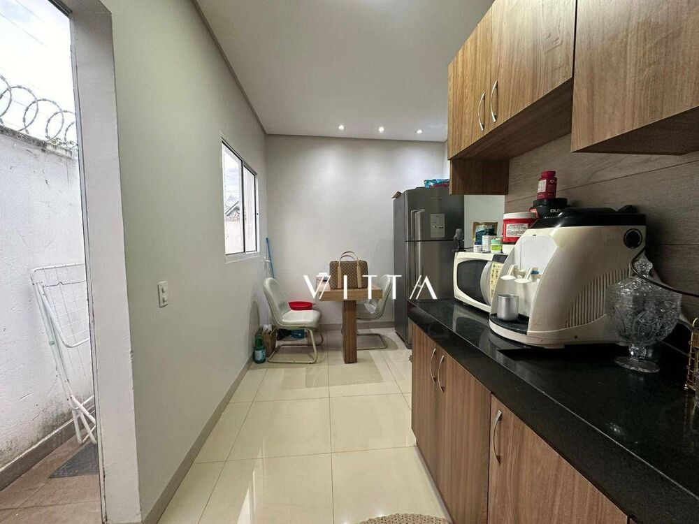 Casa à venda com 2 quartos, 90m² - Foto 14