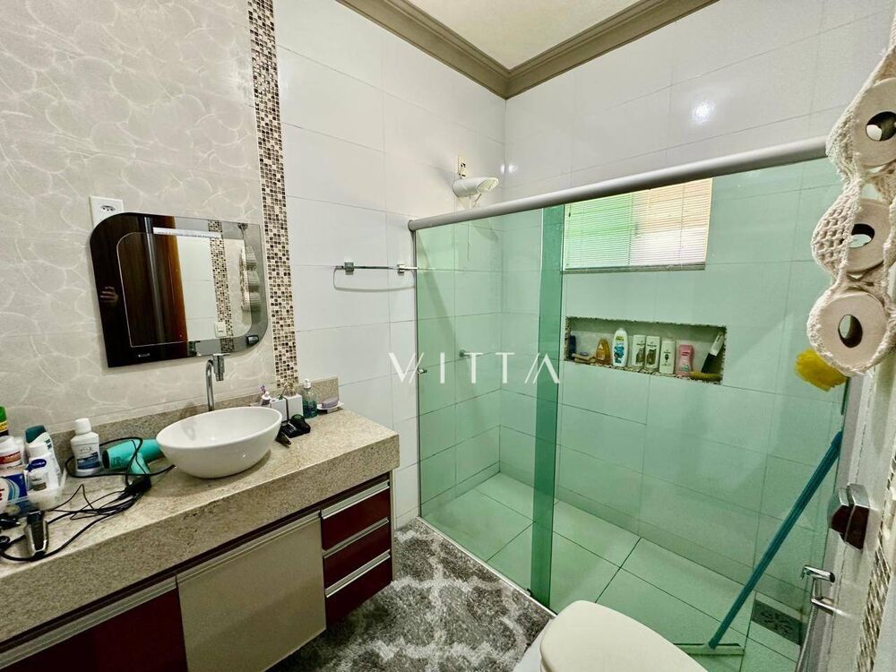 Casa à venda com 5 quartos, 298m² - Foto 12