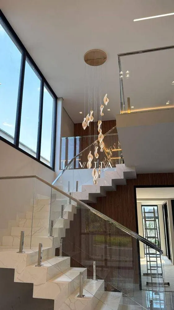 Sobrado, 4 quartos, 356 m² - Foto 1