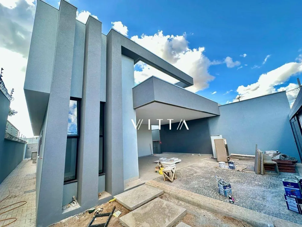 Casa, 3 quartos, 209 m² - Foto 1