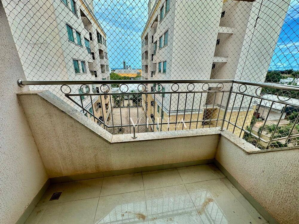 Apartamento à venda com 3 quartos, 77m² - Foto 4