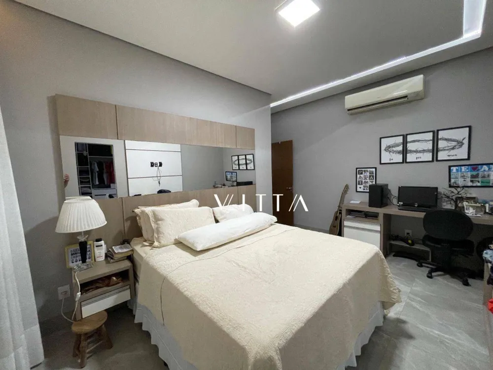 Casa, 3 quartos, 198 m² - Foto 1
