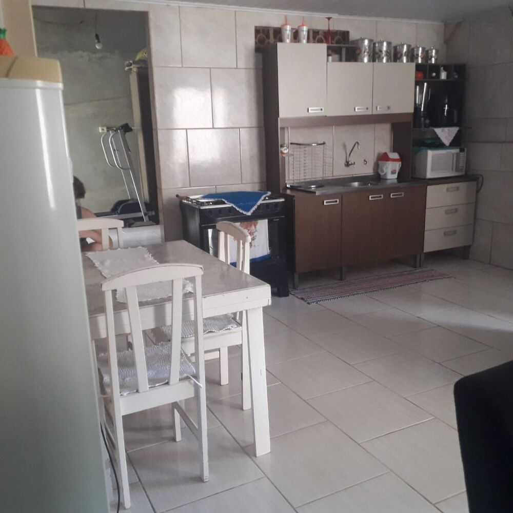 Casa à venda com 3 quartos, 210m² - Foto 1