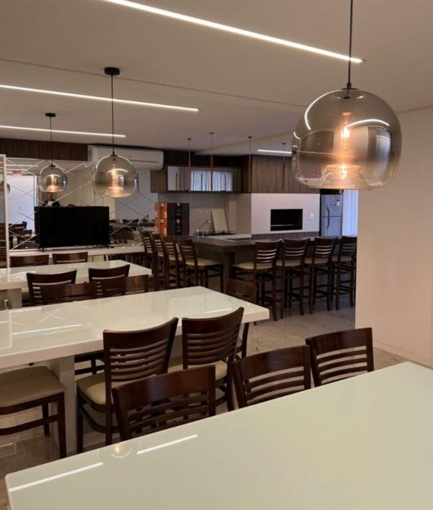 Apartamento à venda com 2 quartos, 72m² - Foto 4