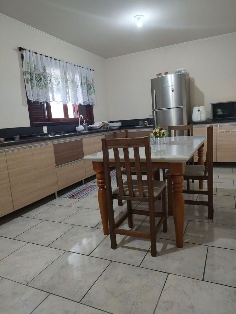 Casa à venda com 3 quartos, 133m² - Foto 4