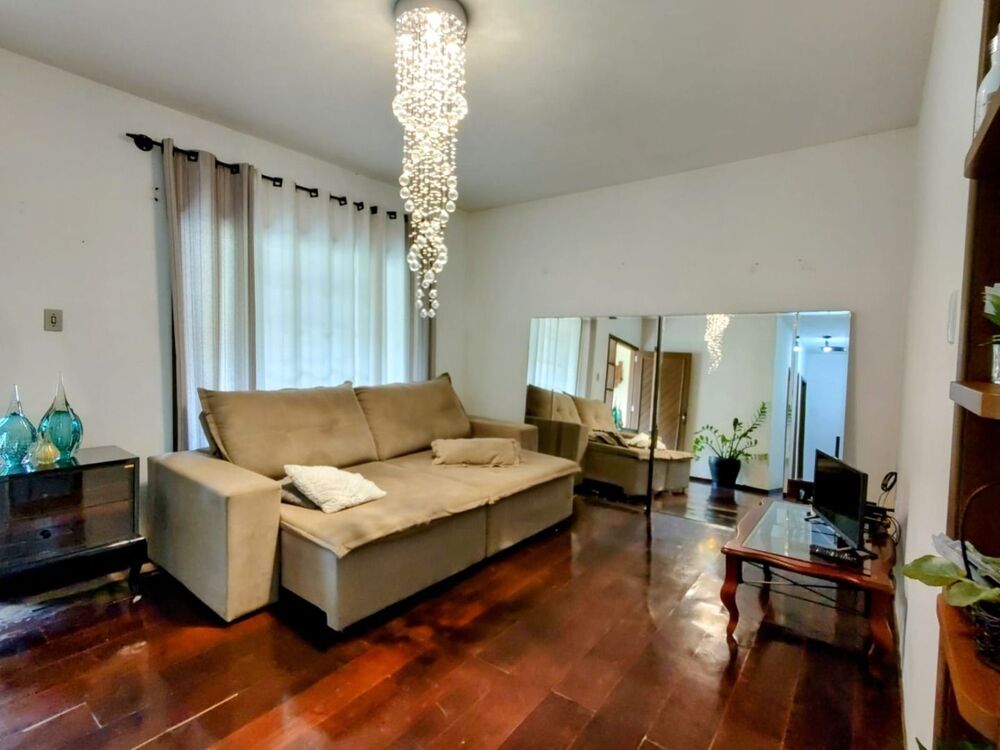 Casa à venda com 3 quartos, 150m² - Foto 3