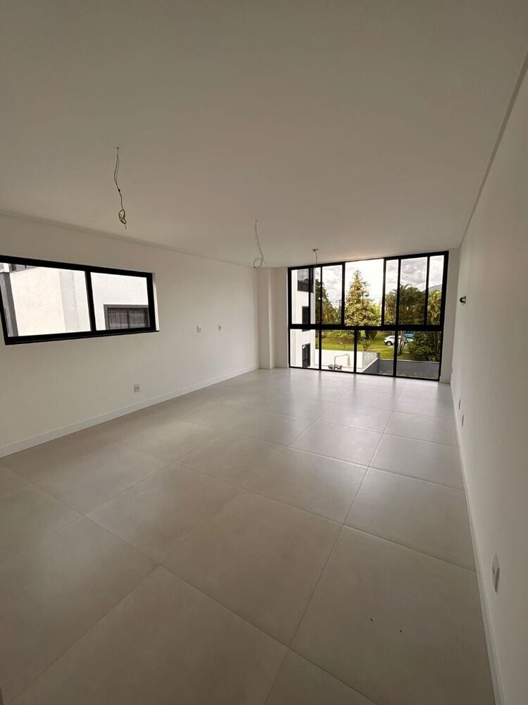 Flat/Apart Hotel à venda com 1 quarto, 2027M2 - Foto 1