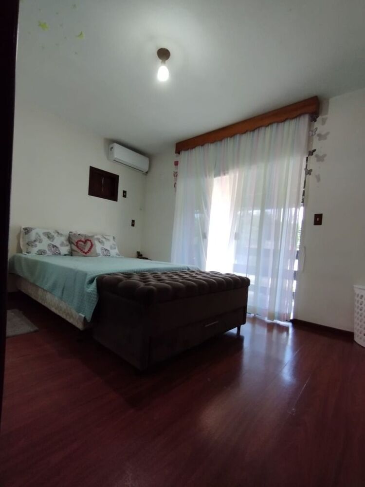 Casa, 4 quartos, 258 m² - Foto 11