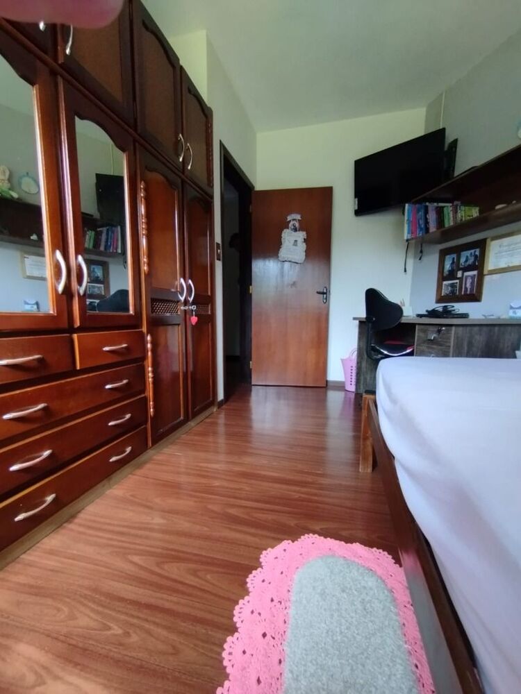 Casa, 4 quartos, 258 m² - Foto 4