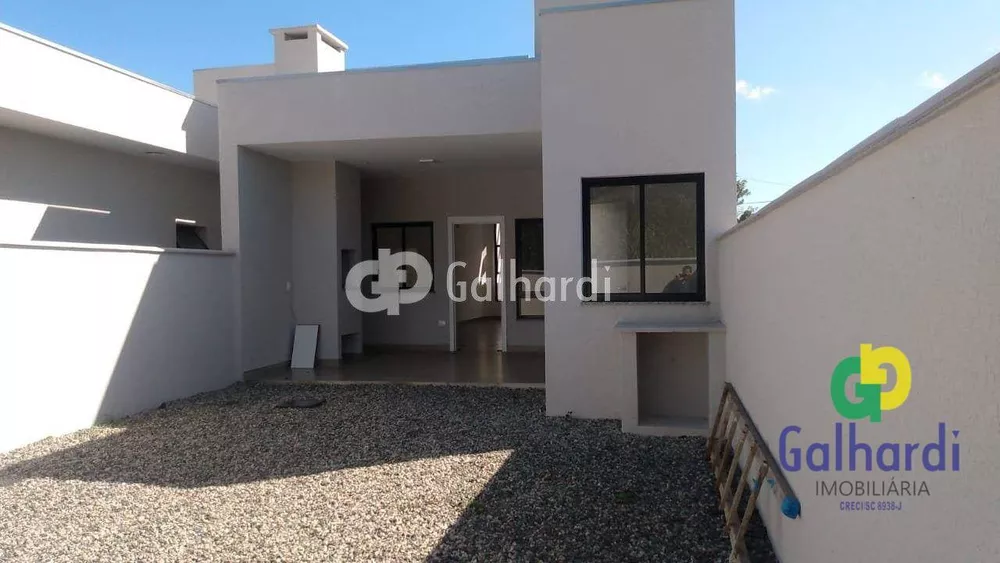 Casa à venda com 2 quartos, 93m² - Foto 4