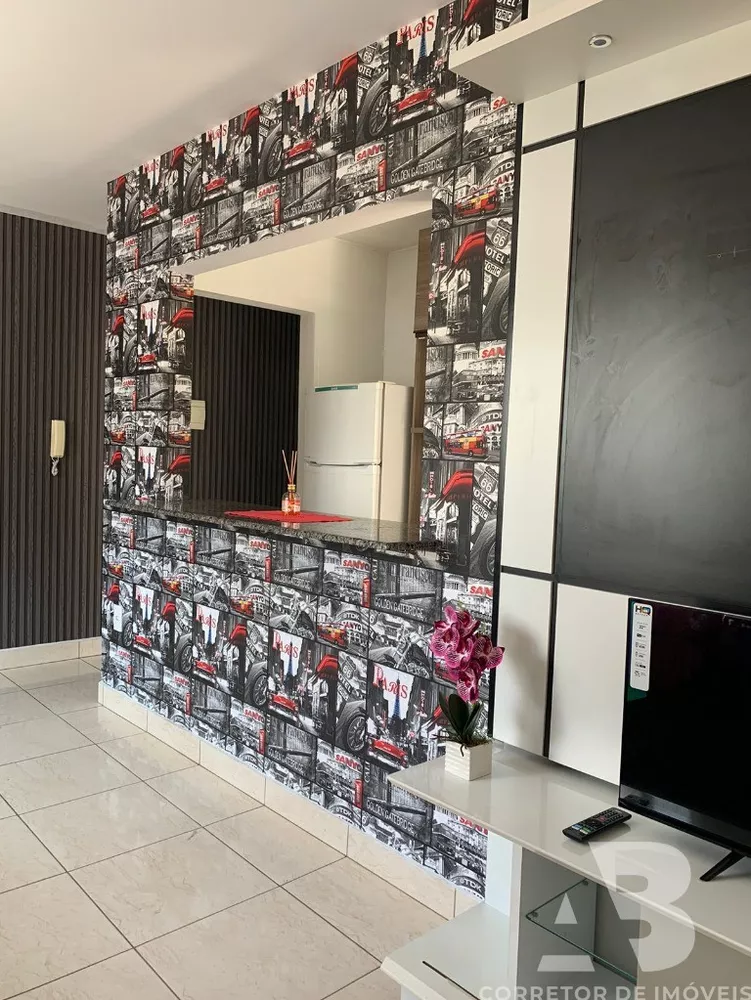 Apartamento à venda com 2 quartos, 65m² - Foto 2