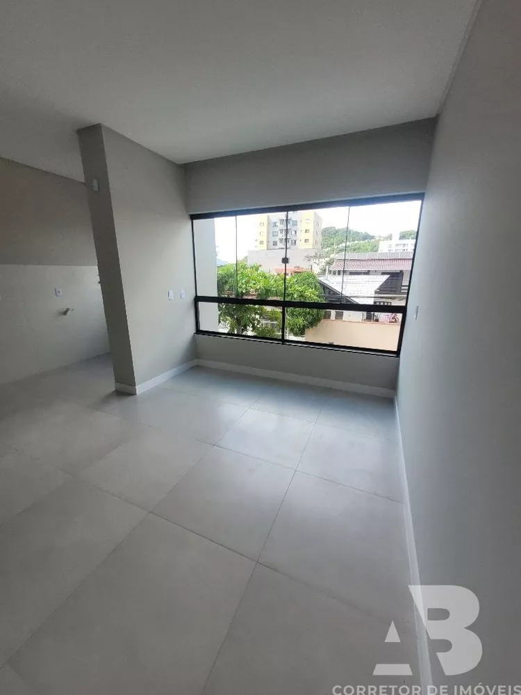 Apartamento à venda com 2 quartos, 157m² - Foto 5