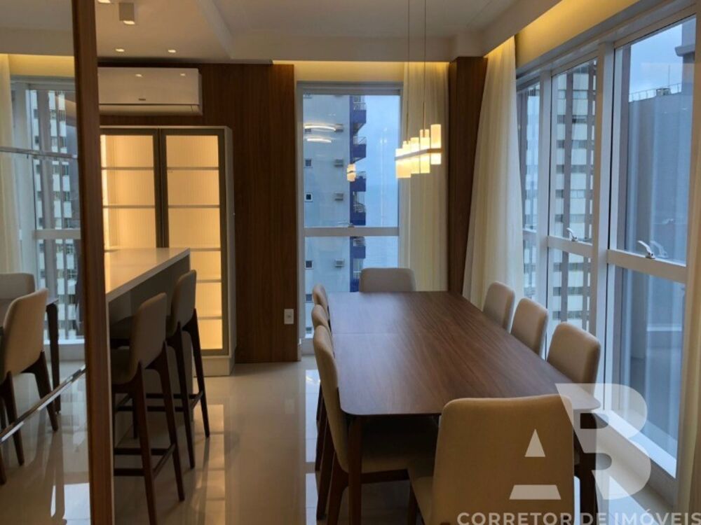 Apartamento, 3 quartos, 136 m² - Foto 1