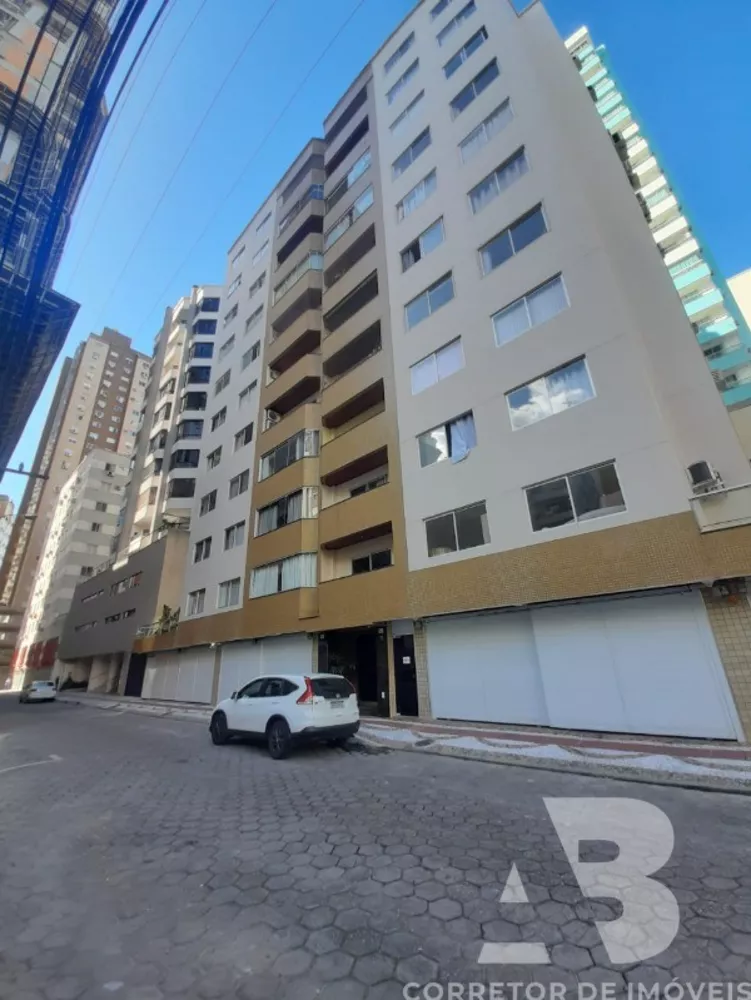 Apartamento à venda com 3 quartos, 118m² - Foto 1