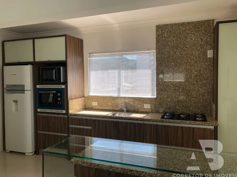 Apartamento, 3 quartos, 132 m² - Foto 2