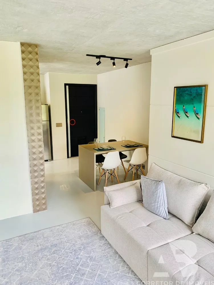 Apartamento à venda com 2 quartos, 70m² - Foto 2