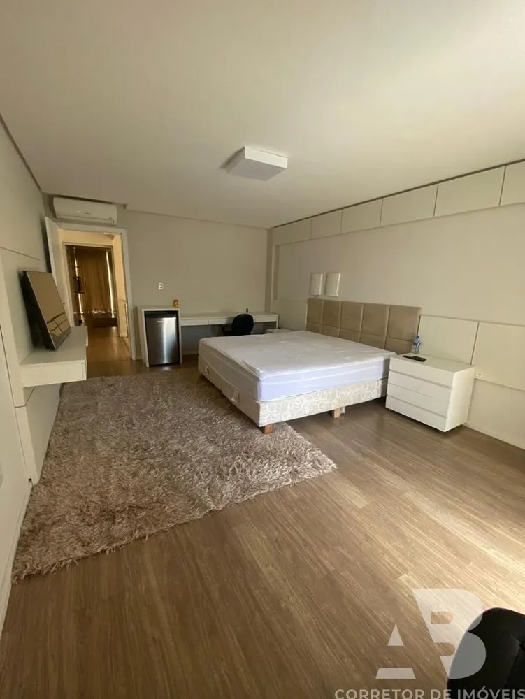 Casa, 4 quartos, 309 m² - Foto 8