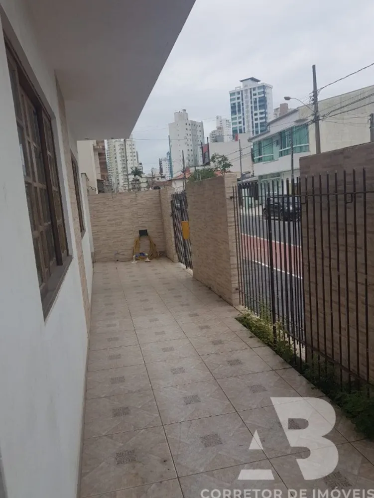 Casa, 3 quartos, 250 m² - Foto 5