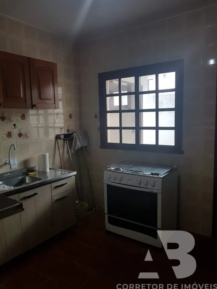Casa, 3 quartos, 250 m² - Foto 2