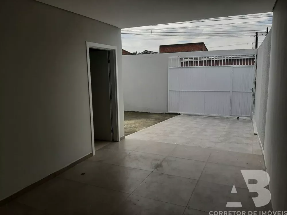 Casa à venda com 3 quartos, 137m² - Foto 4