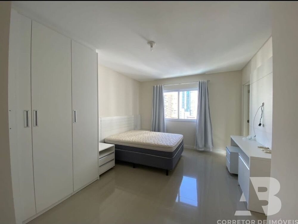 Apartamento, 4 quartos, 136 m² - Foto 2
