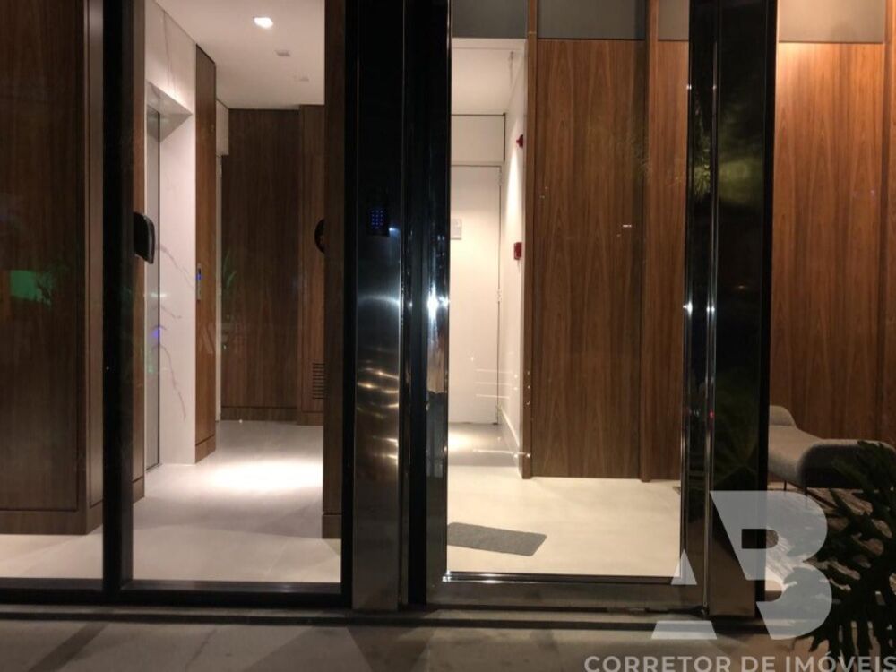 Cobertura, 3 quartos, 265 m² - Foto 2