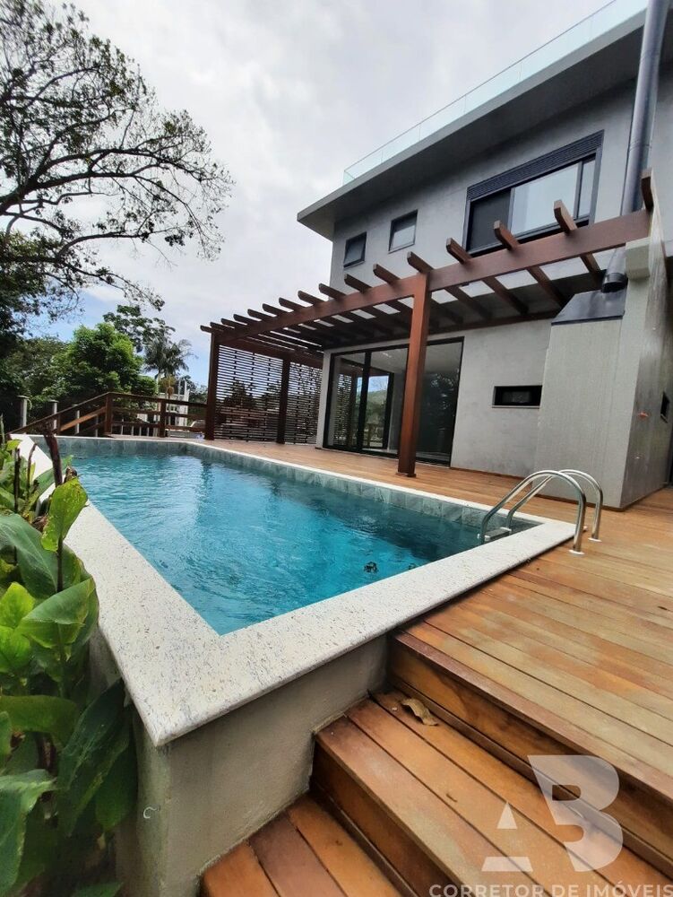Casa, 3 quartos, 258 m² - Foto 8