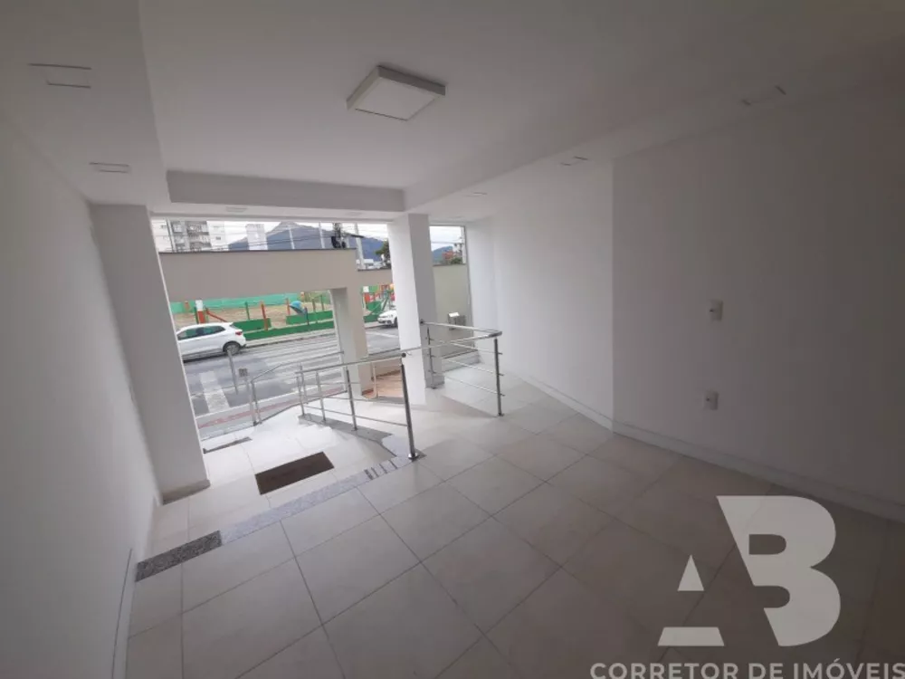 Apartamento à venda com 2 quartos, 90m² - Foto 5