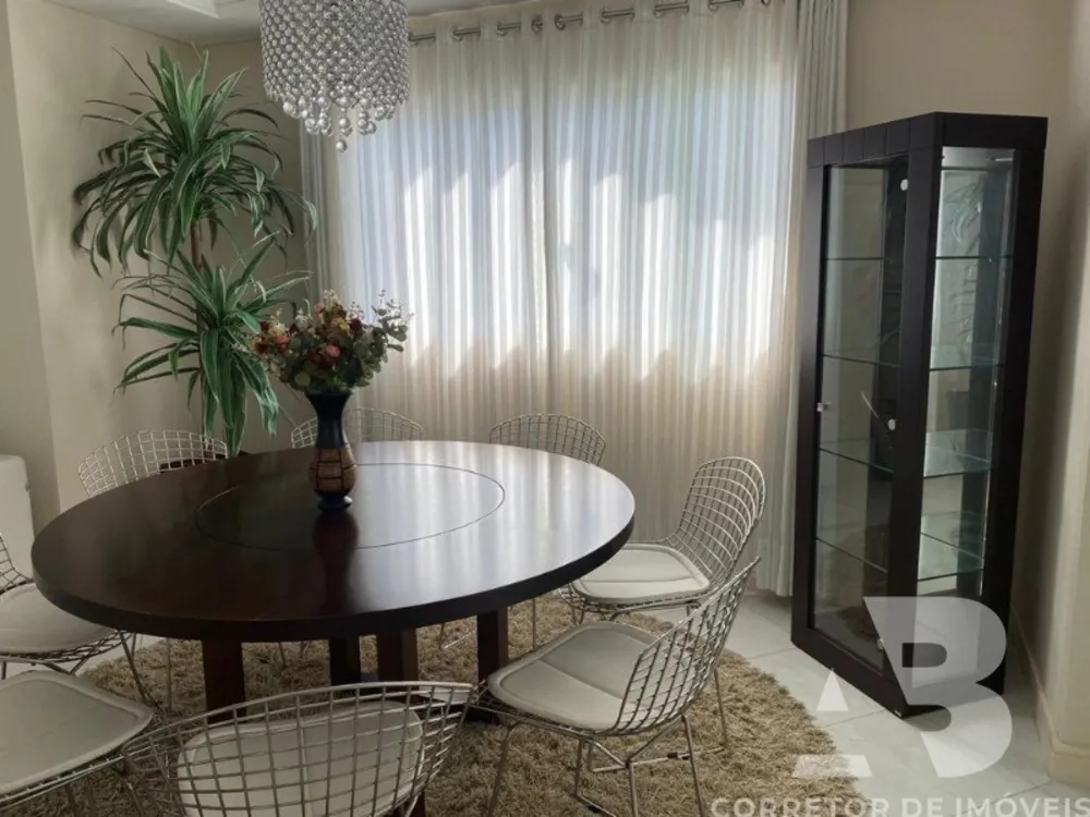 Apartamento, 3 quartos, 161 m² - Foto 2