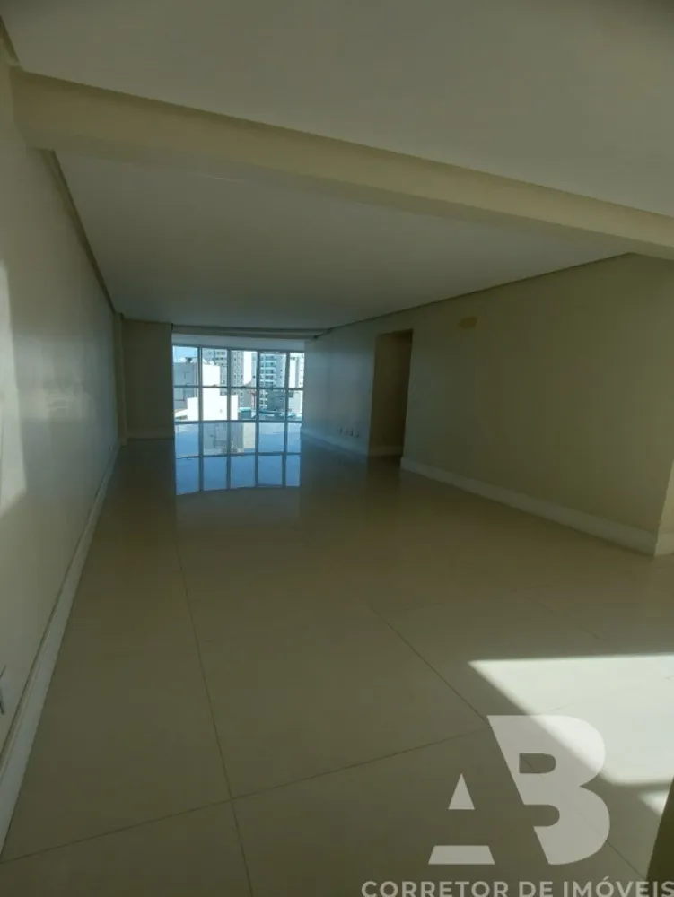 Apartamento, 3 quartos, 128 m² - Foto 3