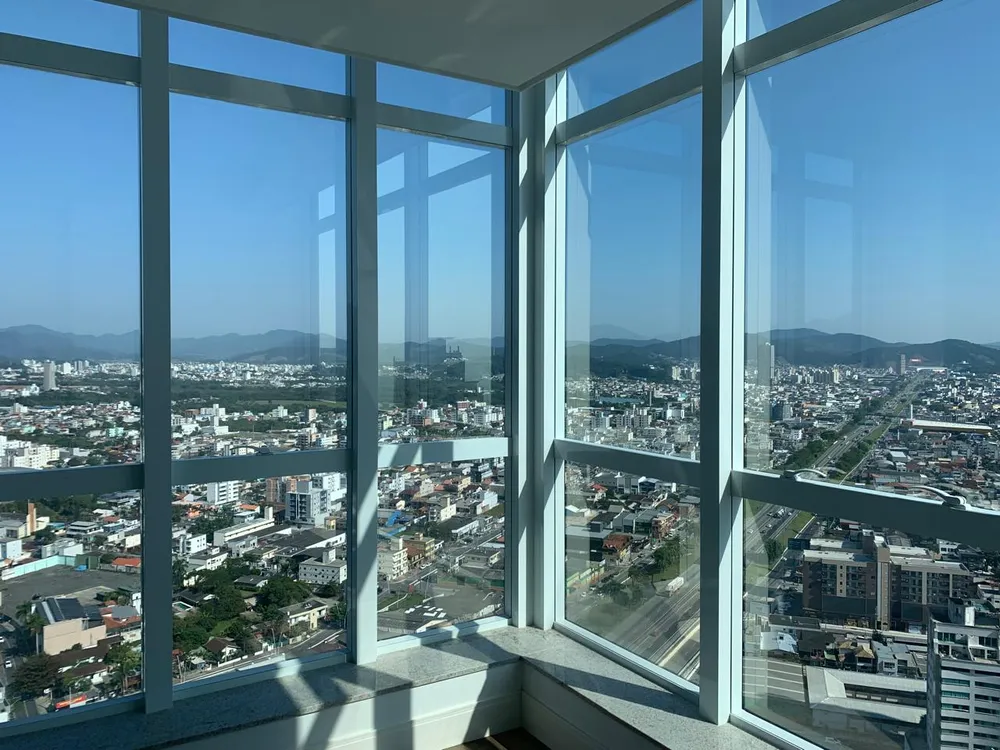 Apartamento, 4 quartos, 189 m² - Foto 1