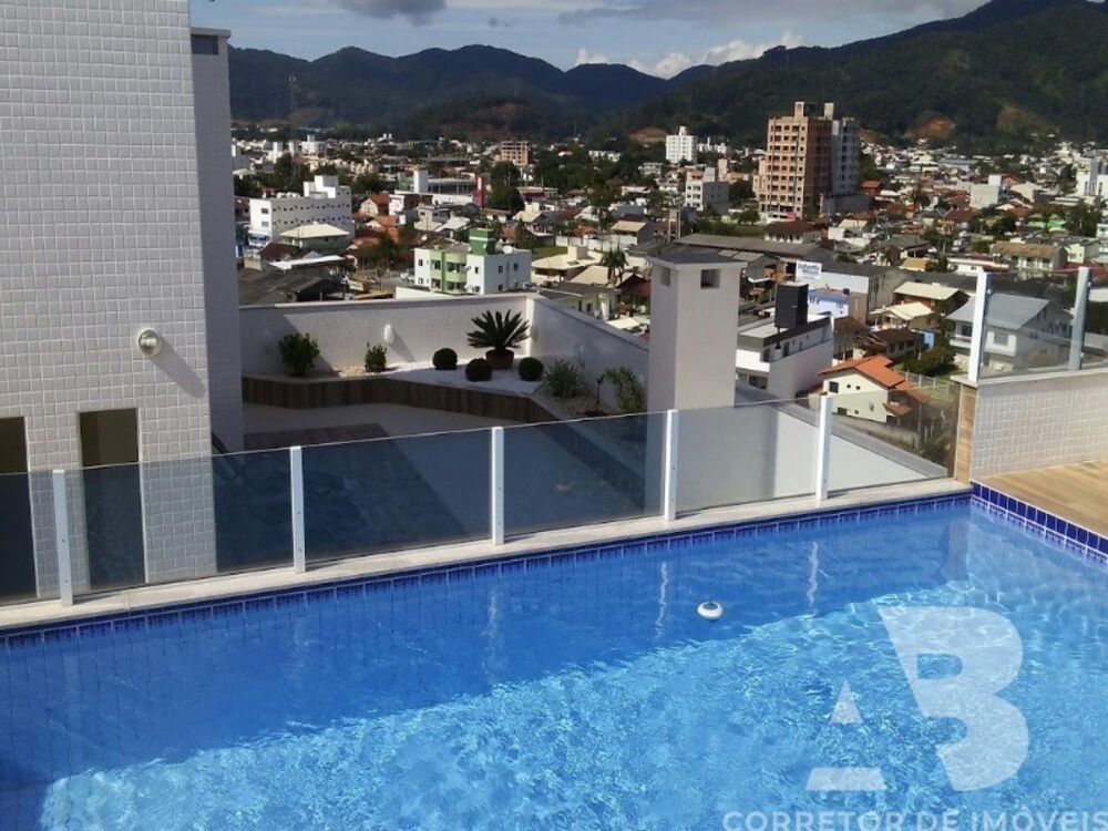 Apartamento à venda com 2 quartos, 89m² - Foto 2