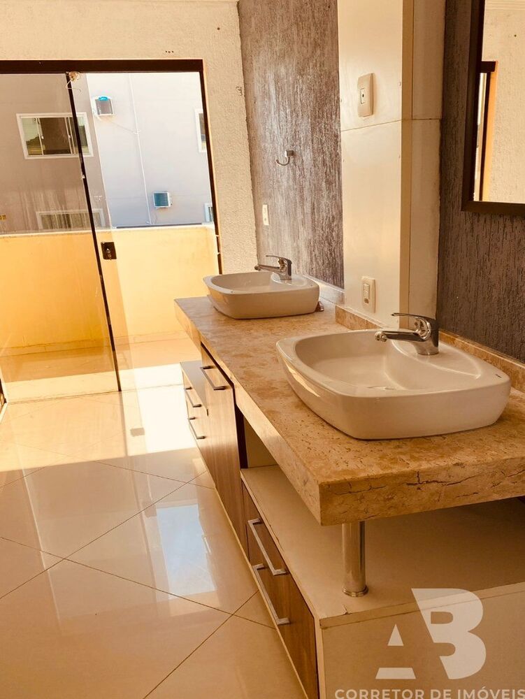 Casa à venda com 3 quartos, 248m² - Foto 12
