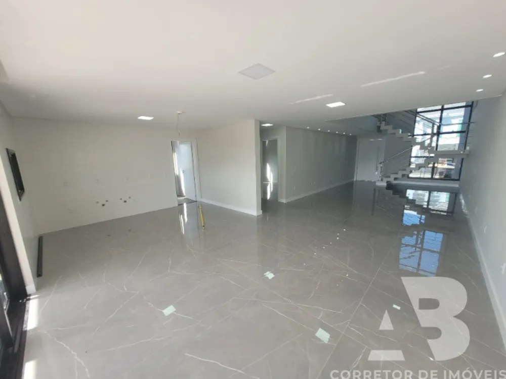 Casa, 3 quartos, 265 m² - Foto 9